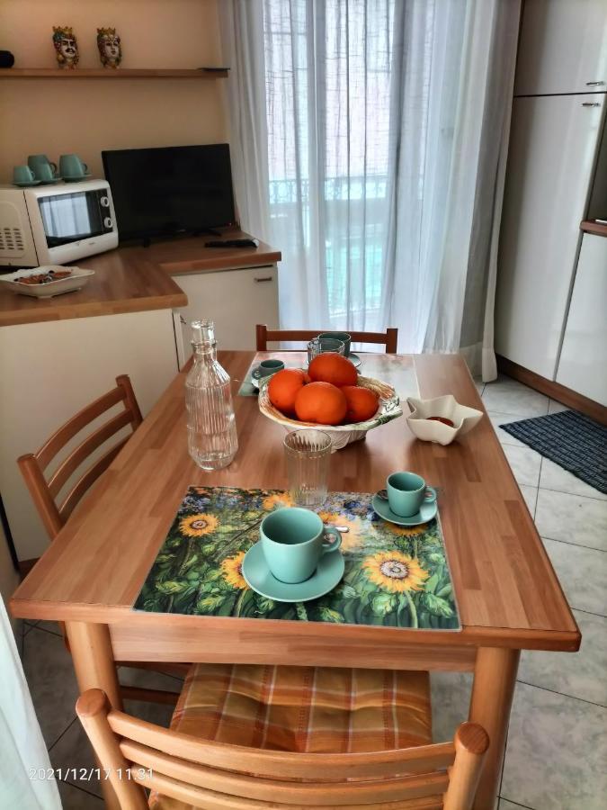 Beatrice Apartment Con 1Camera Da Letto, Un Soggiorno Cucina E Bagno Scordia Eksteriør billede