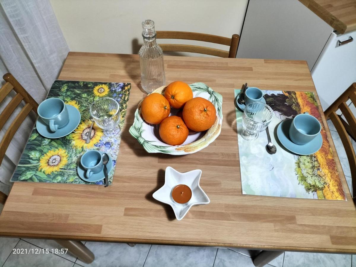 Beatrice Apartment Con 1Camera Da Letto, Un Soggiorno Cucina E Bagno Scordia Eksteriør billede